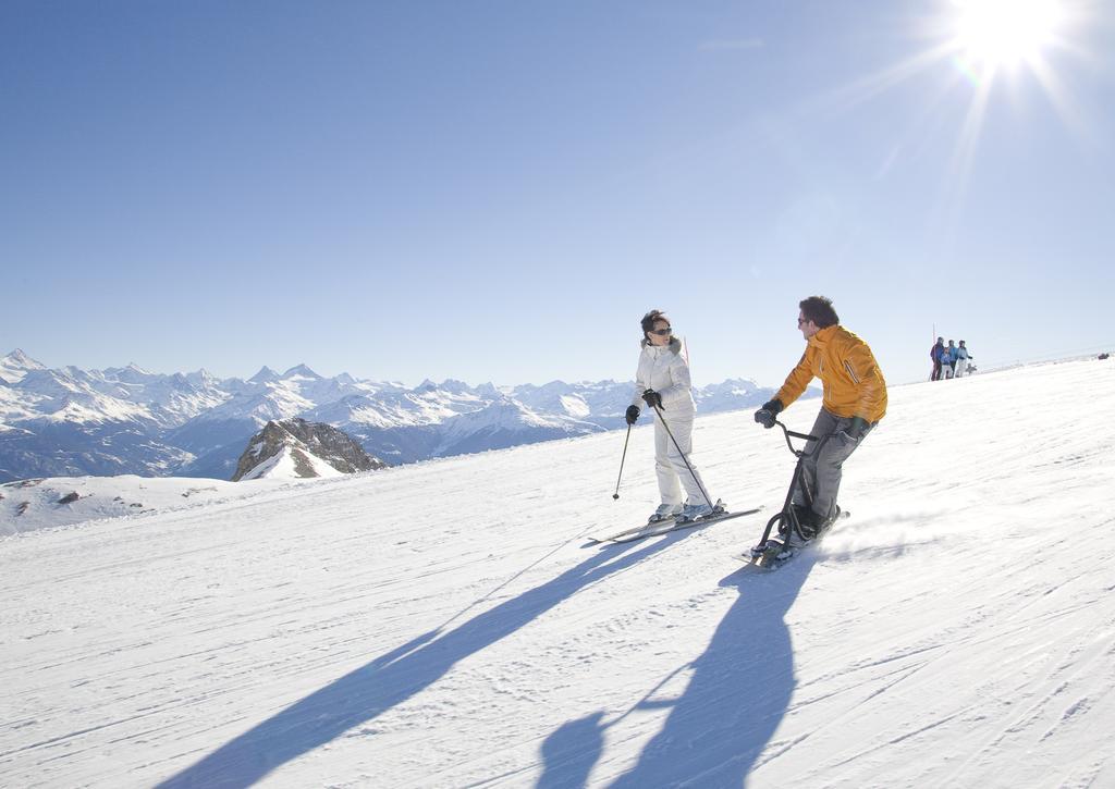 Chalet Des Alpes Bed & Breakfast Crans-Montana Exterior photo